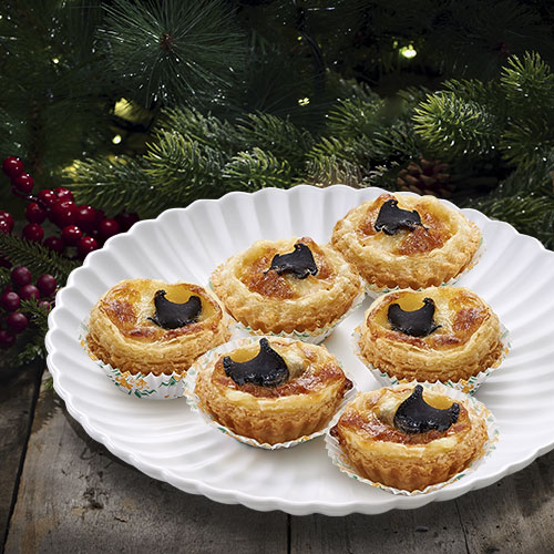 Baked Lobster Tart with Cheese and Black Truffle (6 Pieces)